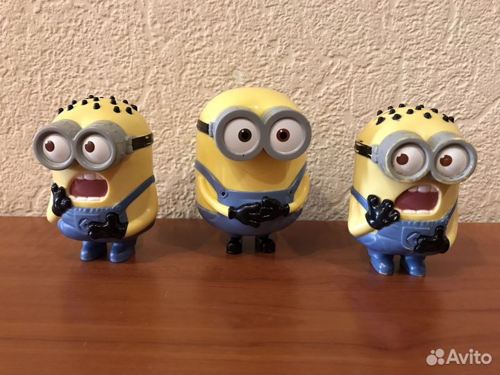 Миньоны из макдональдса лот 3 шт