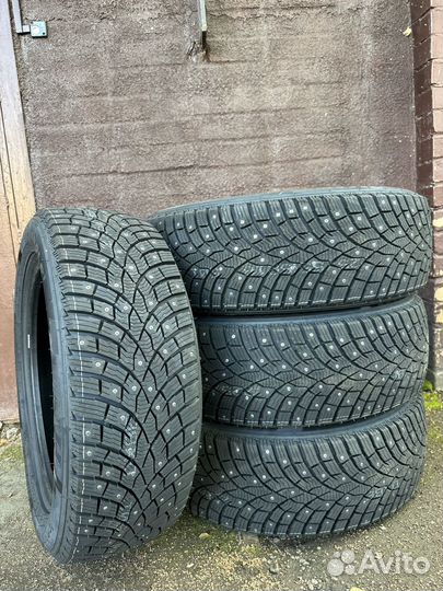 Triangle IcelynX TI501 215/70 R16 104T