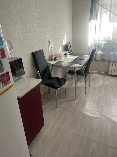 2-к. квартира, 48 м², 3/3 эт.