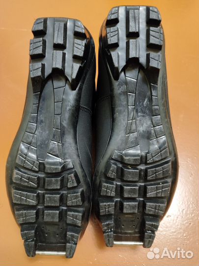 Лыжные ботинки 39