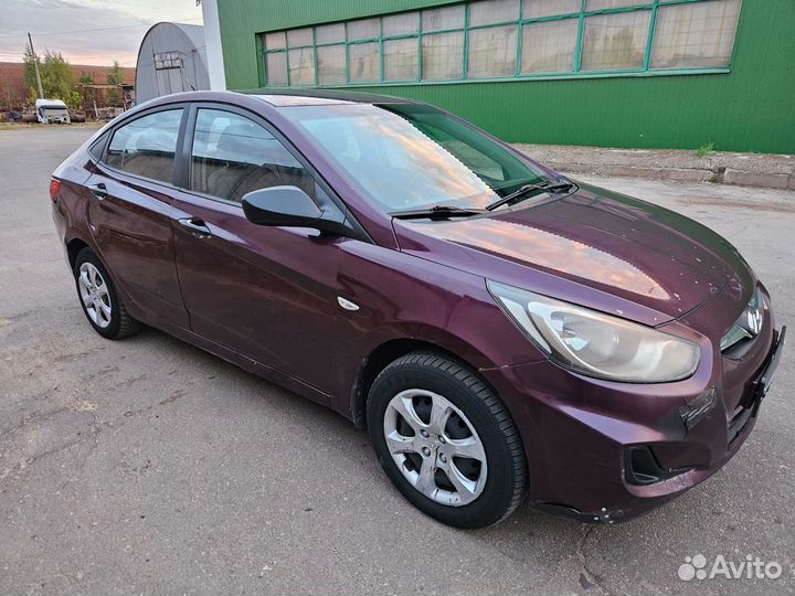 Hyundai Solaris 1.4 МТ, 2011, 270 000 км