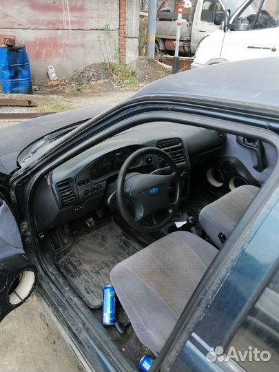 ВАЗ 2112 1.6 МТ, 2007, битый, 200 000 км