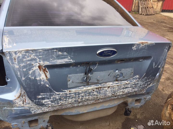 Крышка багажника Форд Фокус 2 седан