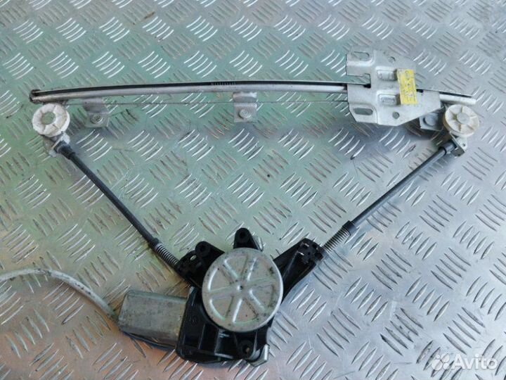 Стеклоподъемник передней правой двери правый Ваз