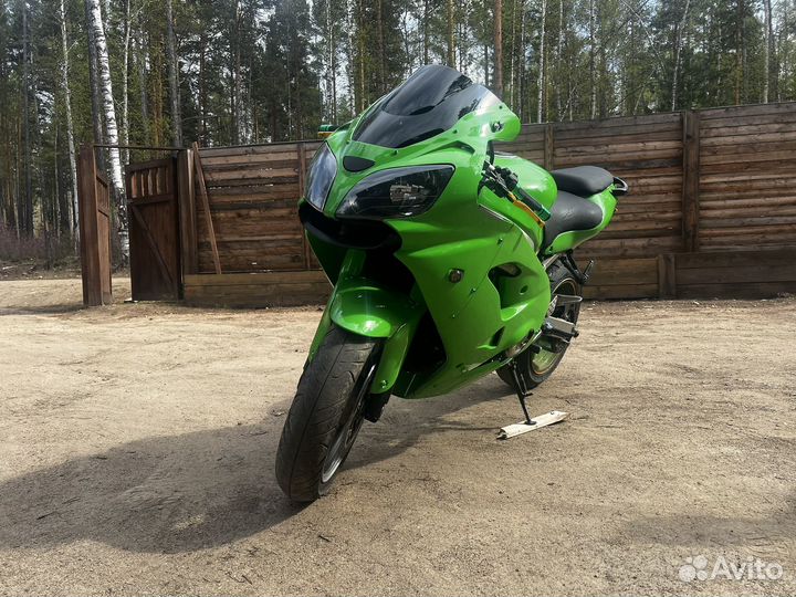 Kawasaki ZX9R