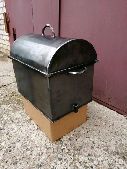 Коптильни с круглой и прямой крышкой