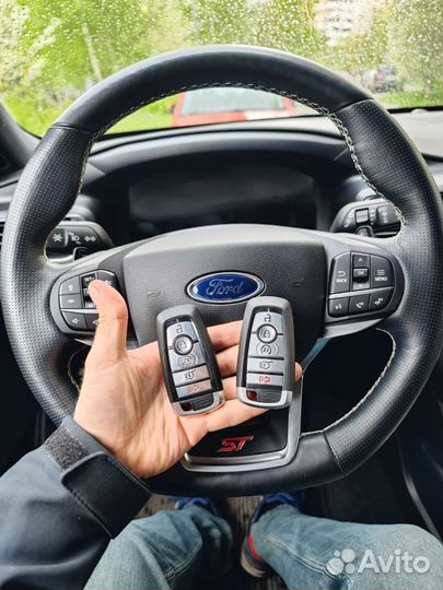 Ключ зажигания Ford Explorer 2017-2021