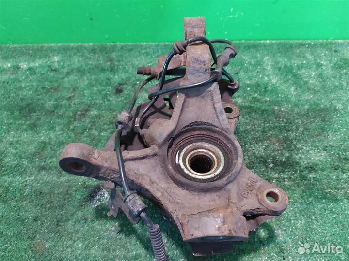 Кулак передний левый Hyundai I20 2009