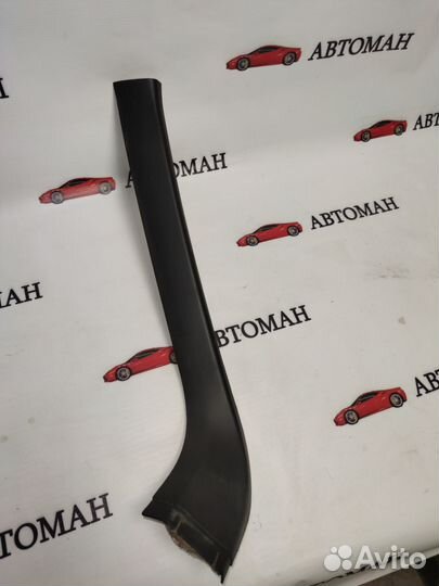 Обшивка двери багажника правая BMW X5 2000-2007