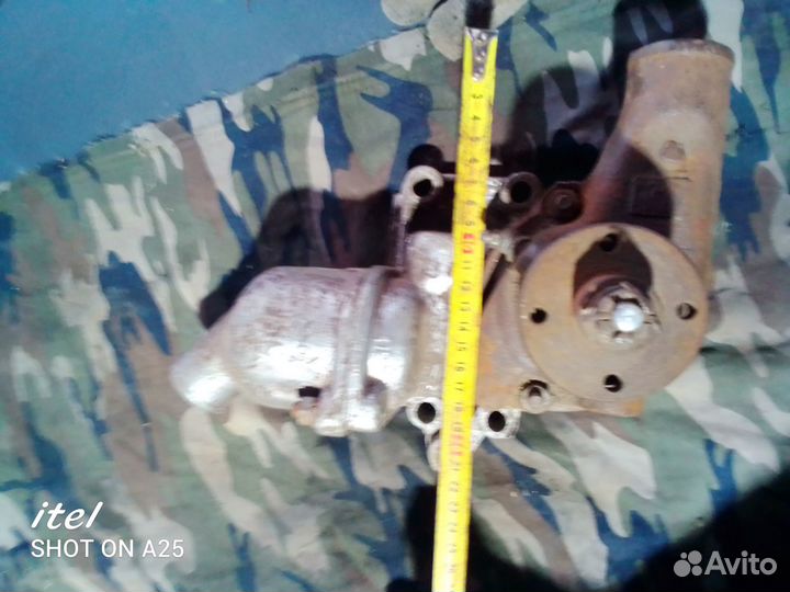 Водяной насос газ 21