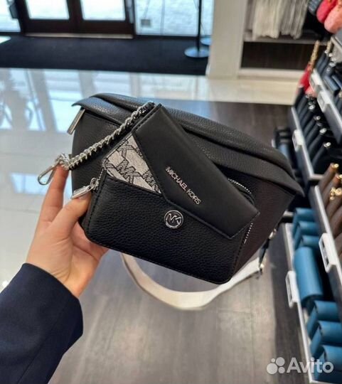 Новые поясные сумки Michael Kors