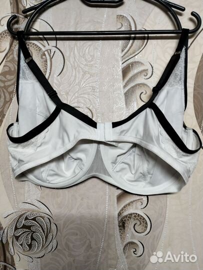 Бюстгальтер