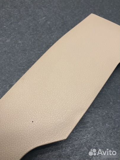 Молдинг консоли правый Hyundai Genesis G80 2014