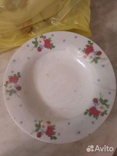 Глубокие суповые тарелки