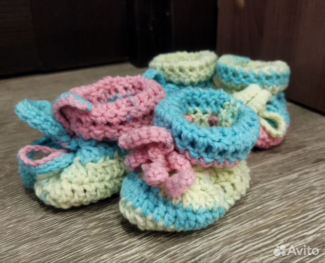 Вязаные пинетки для малышей