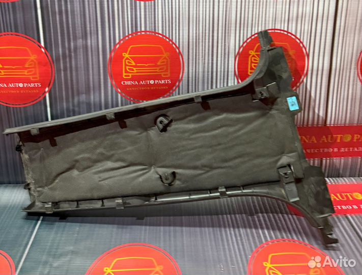 Обшивка центральной стойки Chery Tiggo 4 Pro