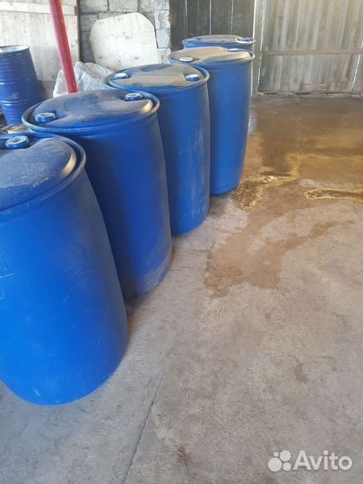 Бочки пласмасовые