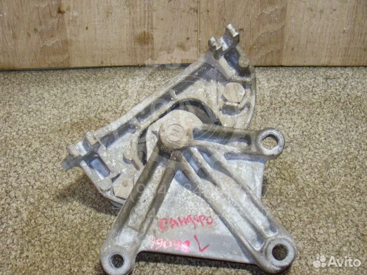 Опора кпп левая Renault Sandero I 2009-2014