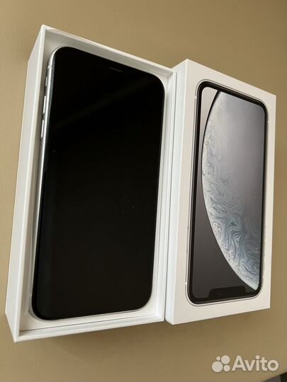 iPhone Xr, 128 ГБ