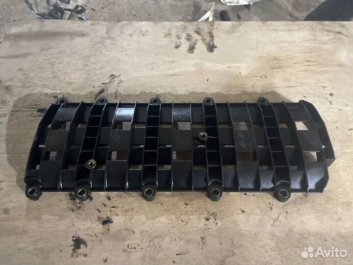 Крышка двигателя Bmw 5 E60 M57D25 2006