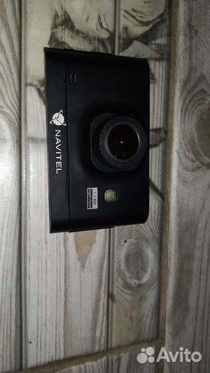 Автомобильный видеорегистратор navitel r400nv