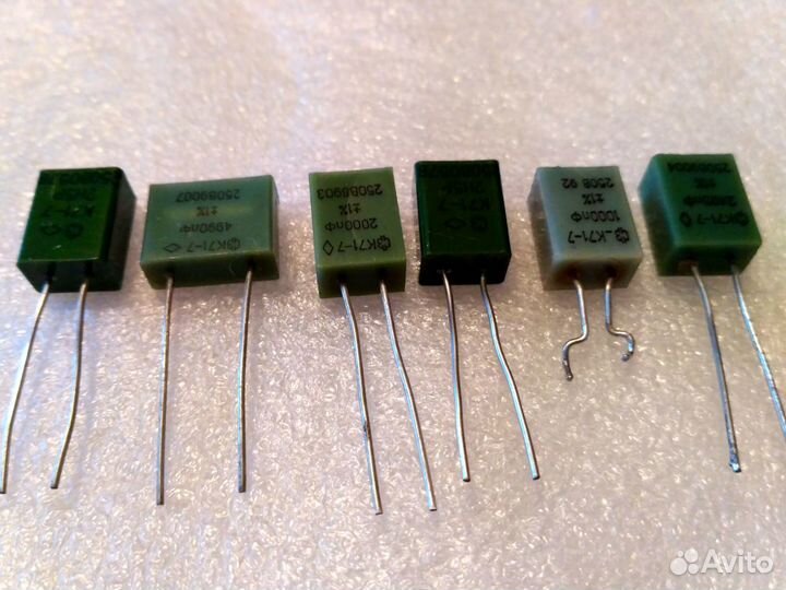 Конденсаторы К71-7