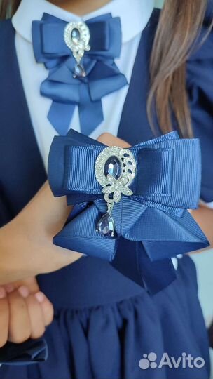 Банты, заколки, галстуки, броши для школы