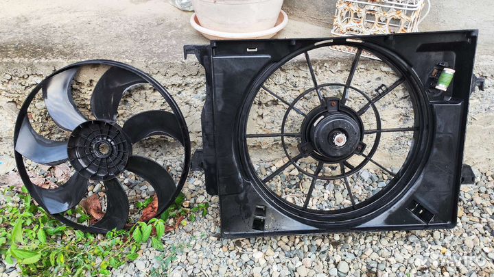 Вентилятор диффузор KIA RIO 3 Solaris