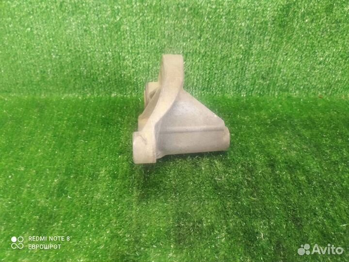 Кронштейн кпп Ford Focus 2 (2005-2011)