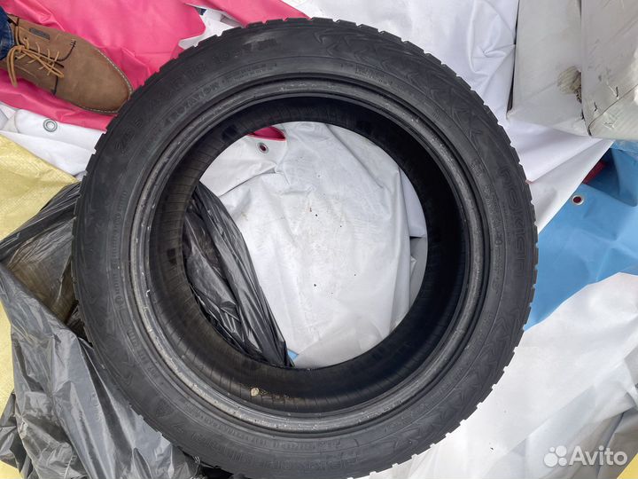 Nokian Tyres Hakkapeliitta 7 255/45 R18