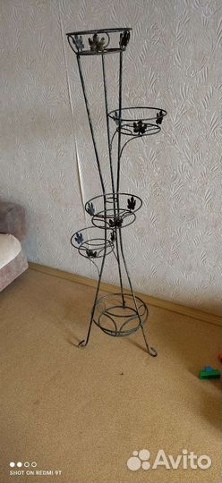 Подставка для цветов напольная