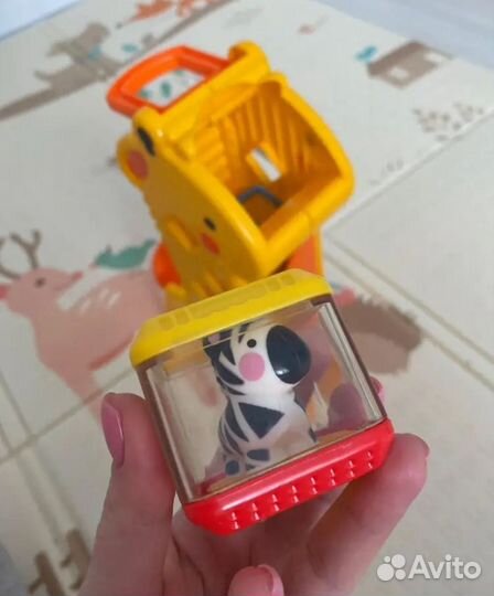 Жираф fisher price