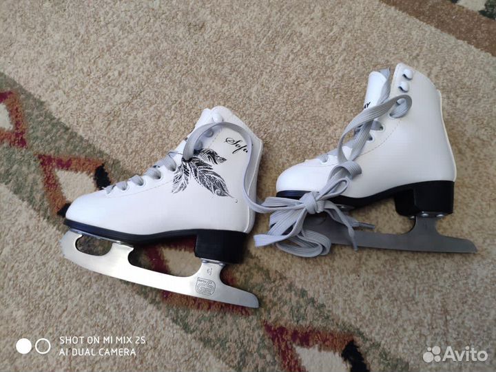 Коньки для девочки