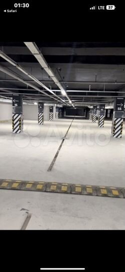 Машиноместо, 13 м²