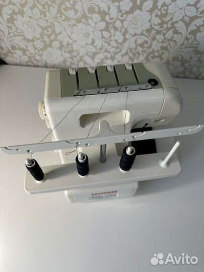 Швейная машинка