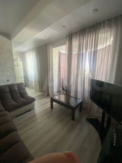 2-к. квартира, 49 м², 3/9 эт.