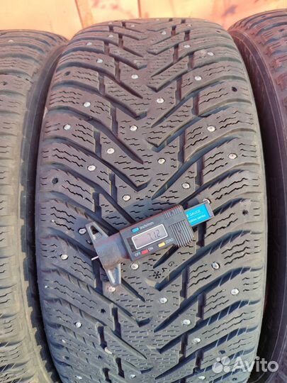 Nokian Tyres Hakkapeliitta 8 225/50 R18