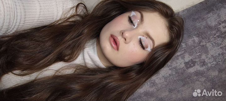 Модель на макияж