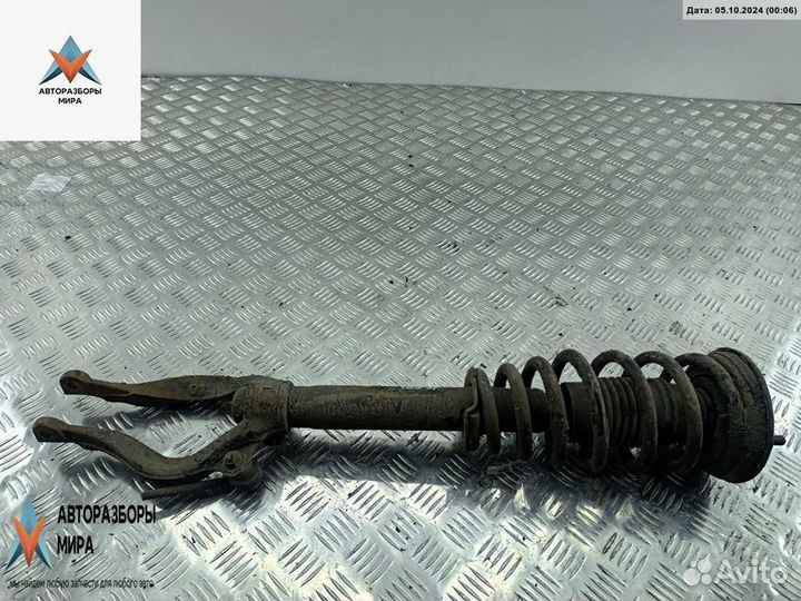 Стойка передняя Mitsubishi Galant 7 1995