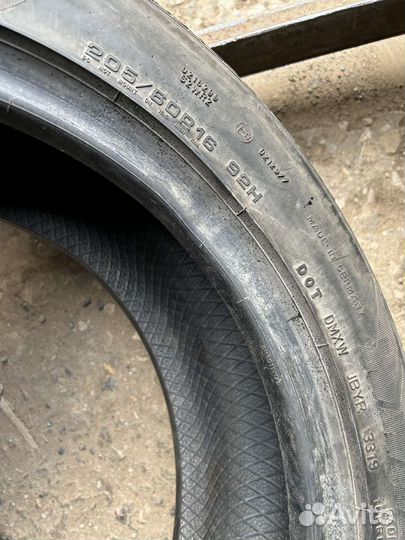 Goodyear UltraGrip 8 205/60 R16