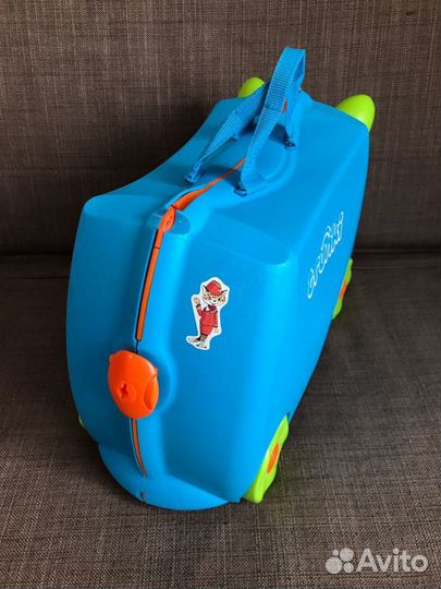 Детский чемодан на колёсиках Trunki