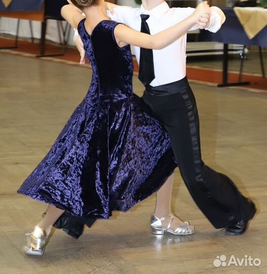 Платье для бальных танцев