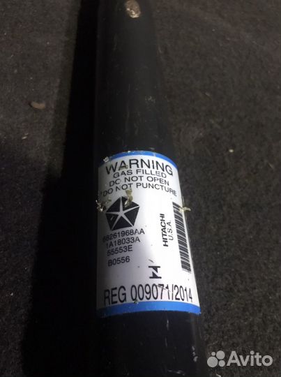 Амортизатор задний для Jeep Grand Cherokee WK2