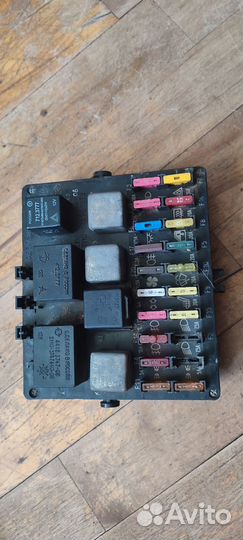 Монтажный блок ваз 2110