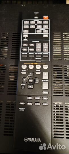 AV рессивер Yamaha RX-V373