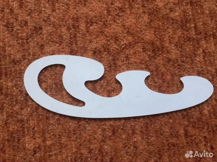 Треугольники, линейки, лекала