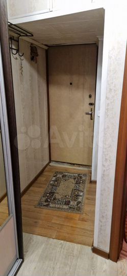 2-к. квартира, 42 м², 1/5 эт.