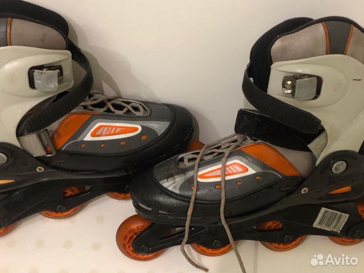 Роликовые коньки