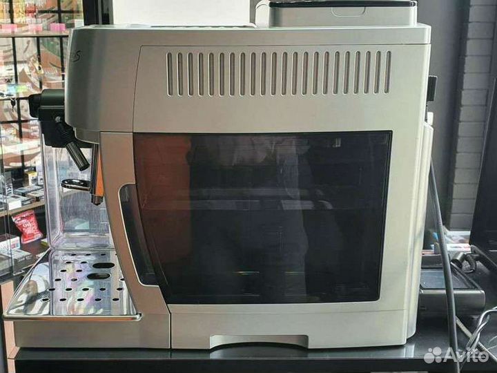 Кофемашина De'Longhi Magnifica ecam 22.360, серебр