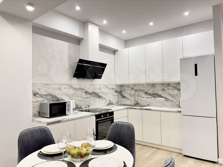 2-к. квартира, 63 м², 4/16 эт.